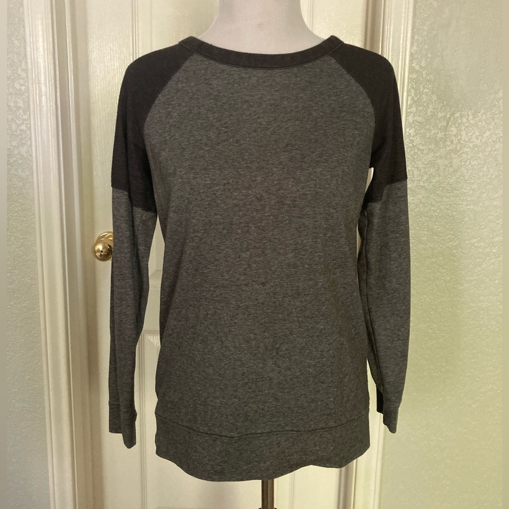 Loft Lou & Grey raglan long sleeve shirt